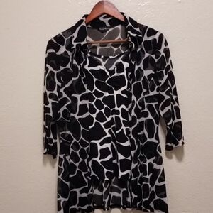 Mary Jane Black & White Animal Print Tunic Top